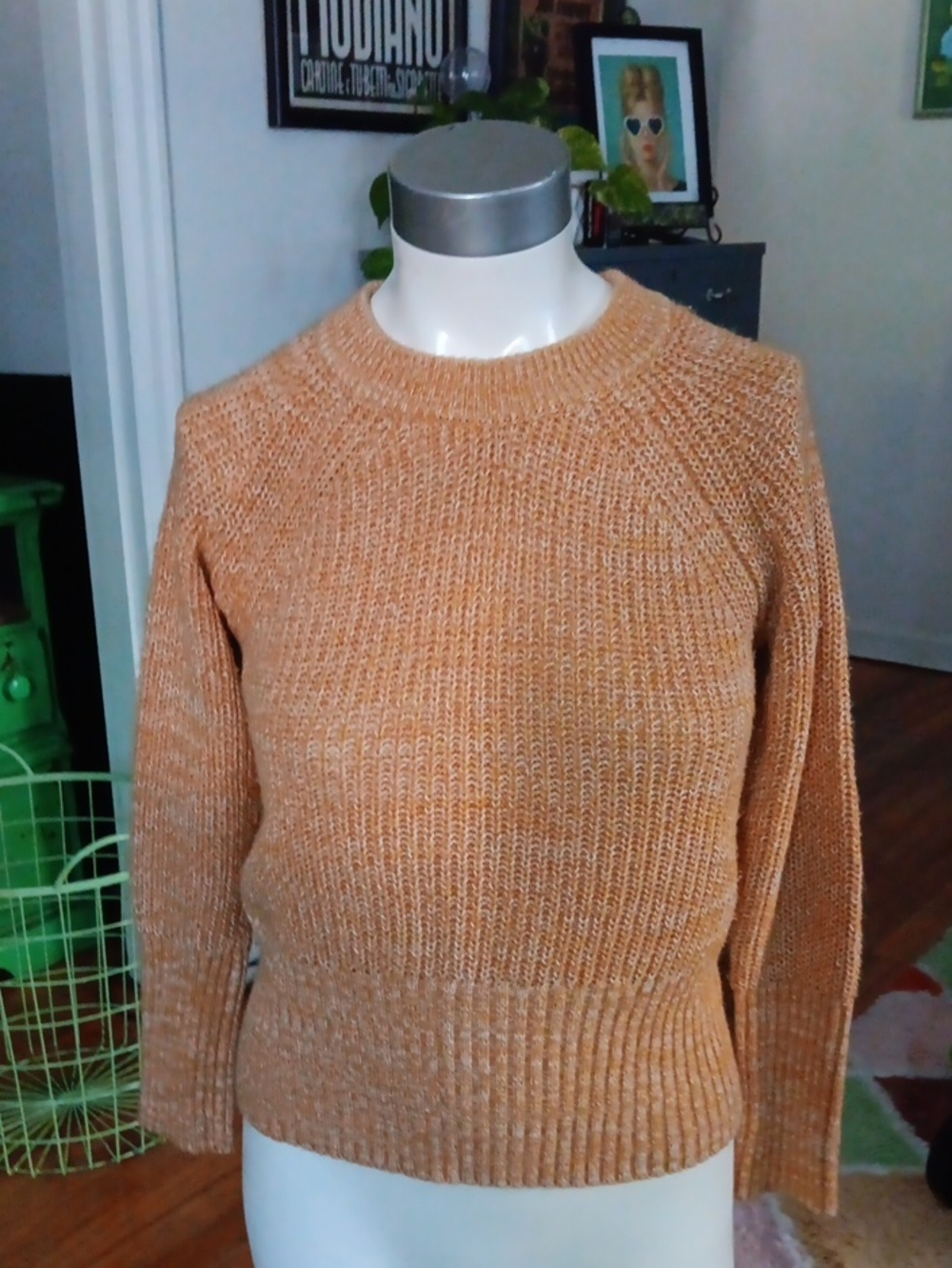 Universal Thread Textured Knit Sweater in Warm Tan/yellow